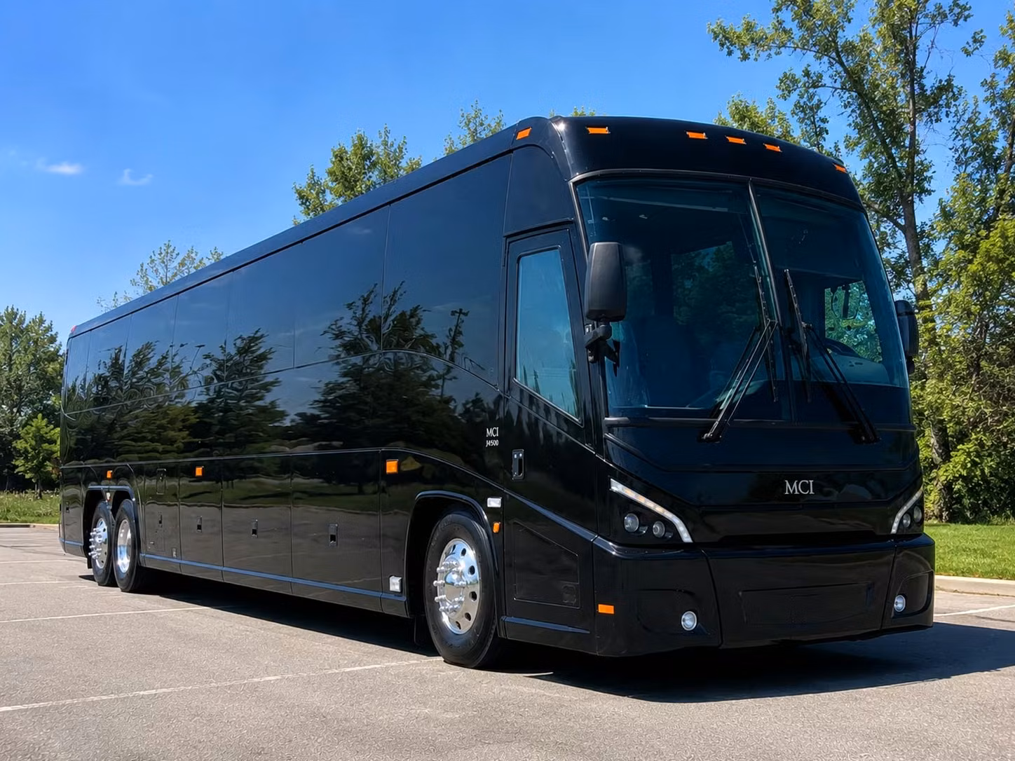 field trips to the national naval aviation museum are easy with the right bus