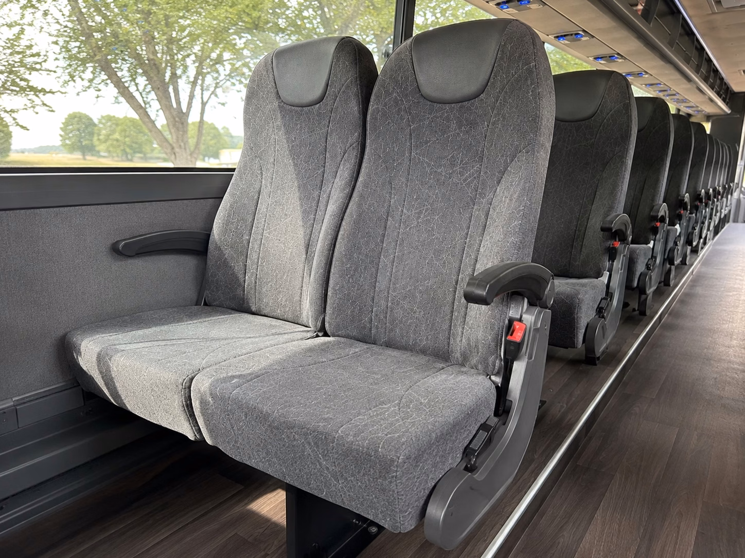 how bus type and size affect charter bus prices in pensacola florida