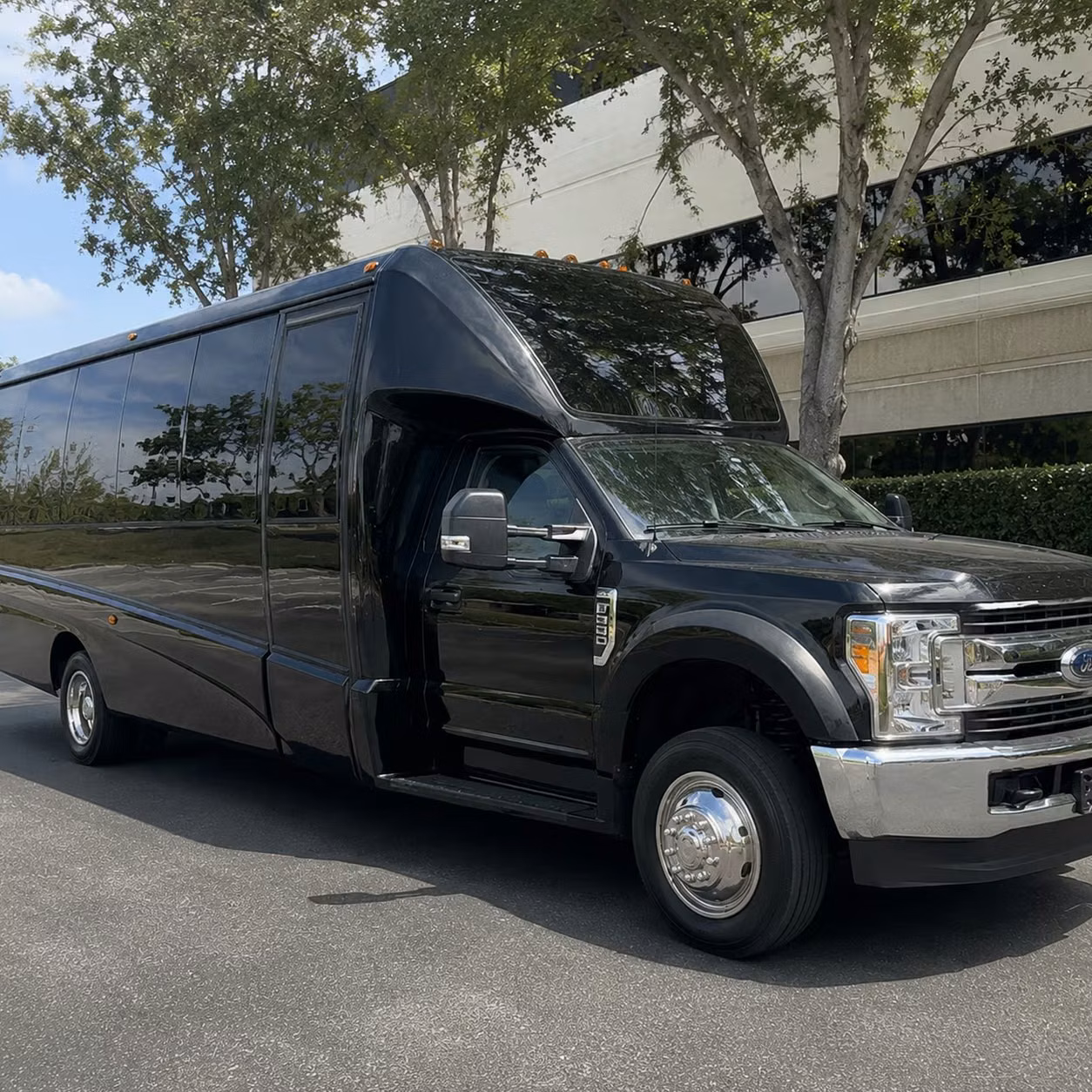 party buses for pensacola prom night arrive like you mean it