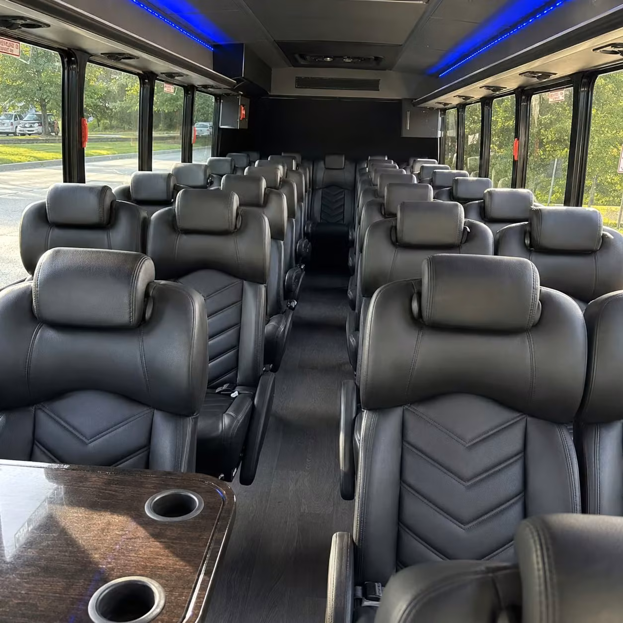 pensacola 30 passenger minibus rental