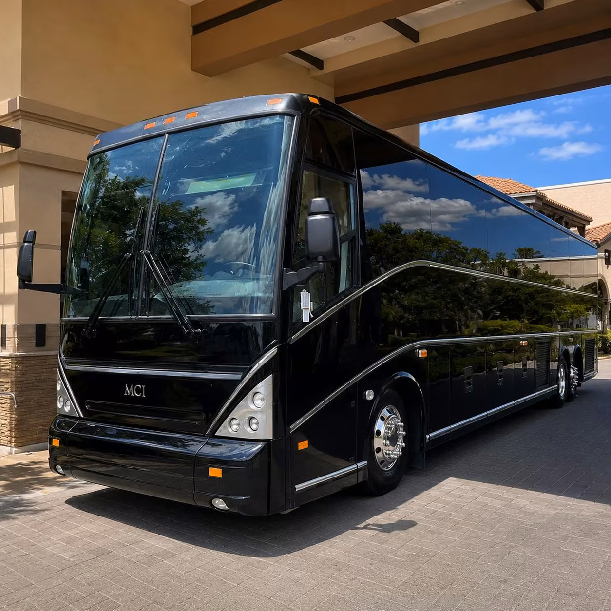 pensacola 56 passenger charter bus rental